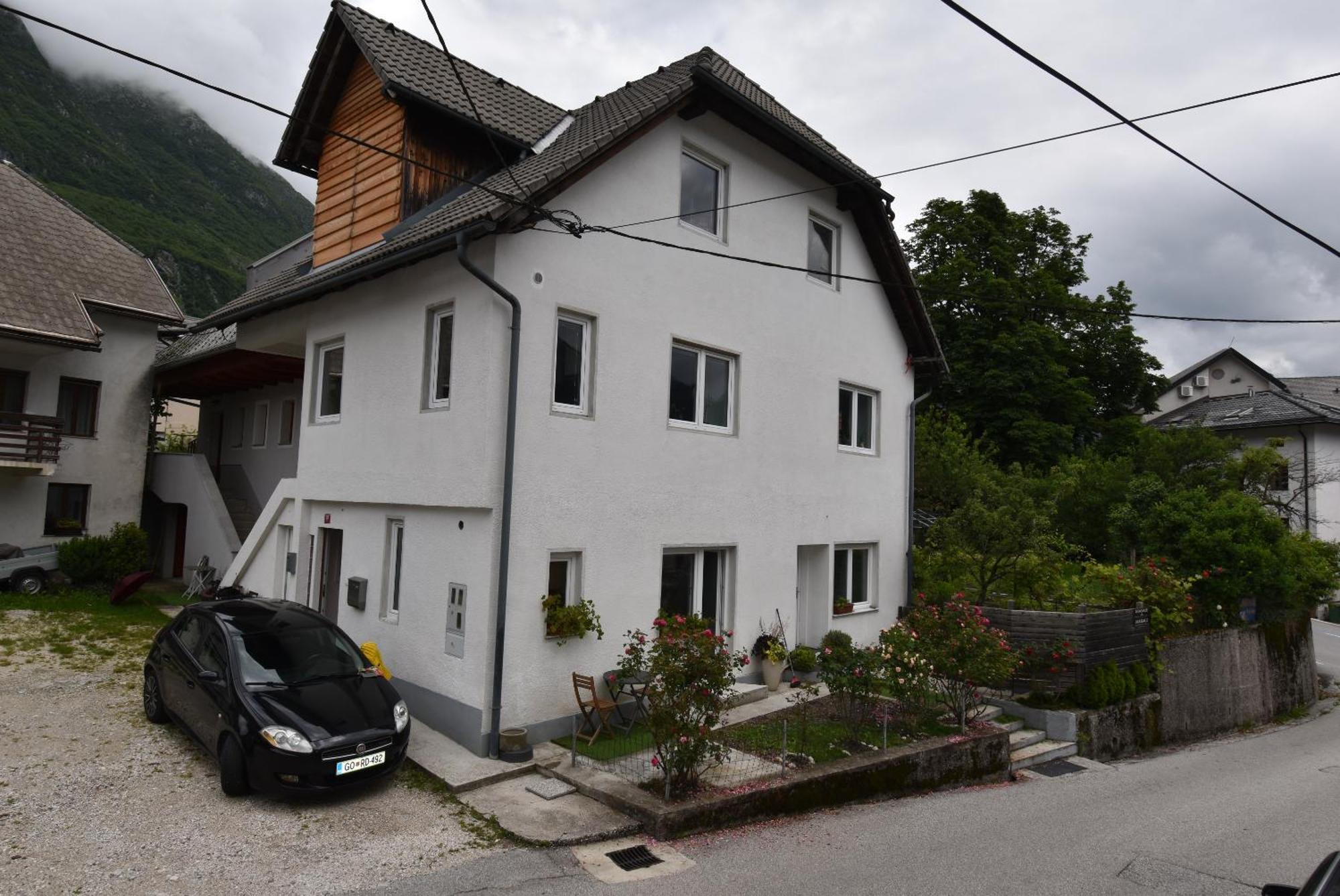Apartments Free Alps, Massage & Wine Bovec Phòng bức ảnh